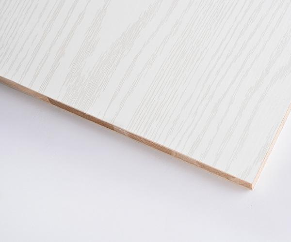 打衣柜是用木工板還是免漆板好？